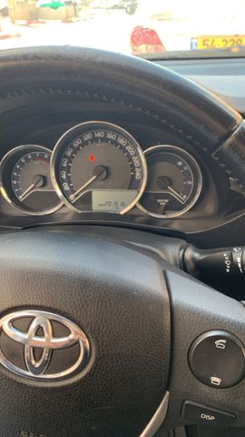 טויוטה קורולה