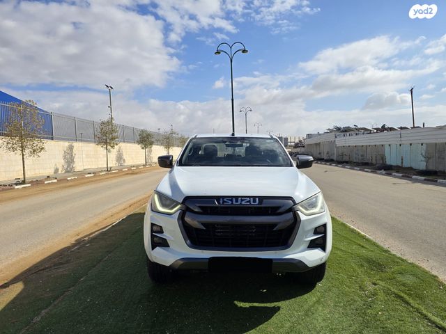 מודעת רכב איסוזו די-מקס