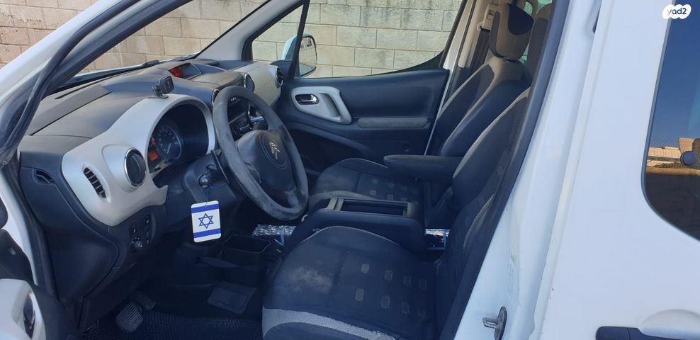 מודעת רכב סיטרואן ברלינגו 