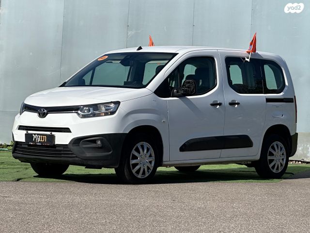 טויוטה פרואייס סיטי