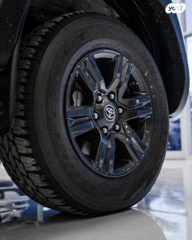 טויוטה היילקס