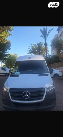 מודעת רכב מרצדס-בנץ ספרינטר