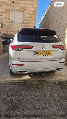 מיצובישי אאוטלנדר