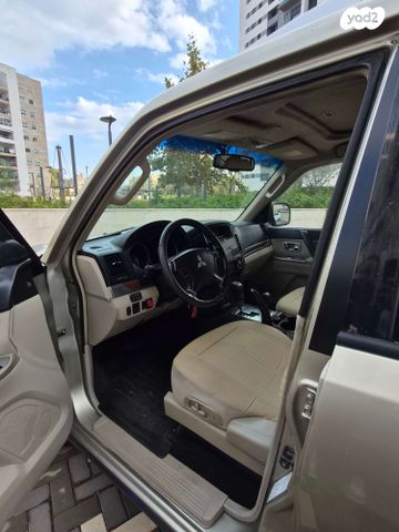 מיצובישי פג'רו