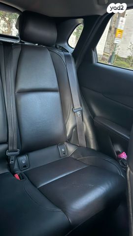 מאזדה CX-30