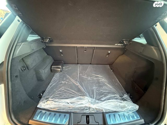 לנד רובר ריינג' רובר איווק