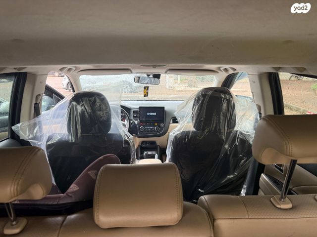 מיצובישי אאוטלנדר