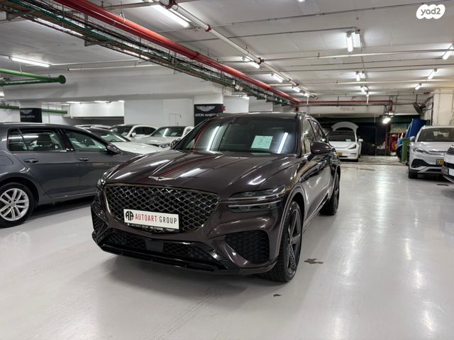 מודעת רכב ג'נסיס GV70