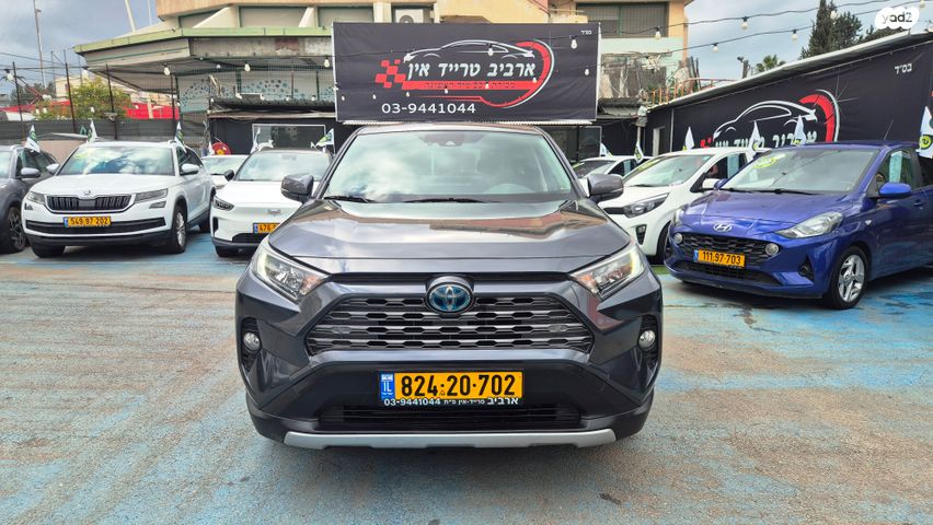 מודעת רכב טויוטה RAV4