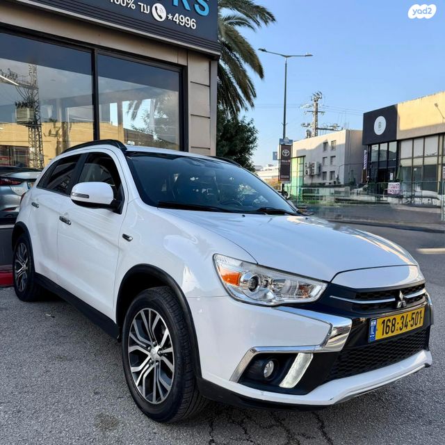 מודעת רכב מיצובישי ASX