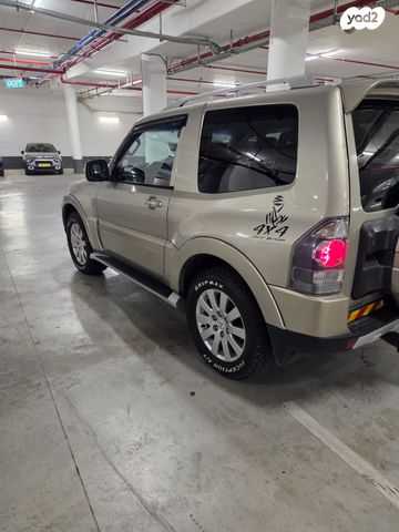 מיצובישי פג'רו