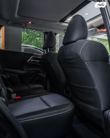 מיצובישי אאוטלנדר