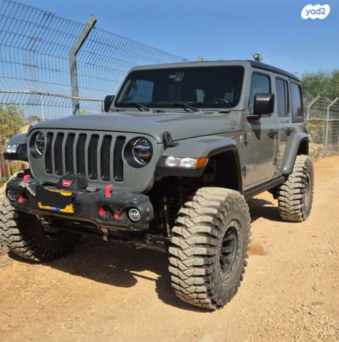 מודעת רכב ג'יפ רנגלר