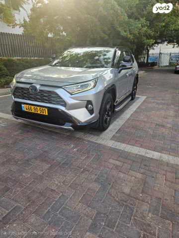 טויוטה RAV4