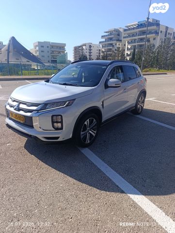 מודעת רכב מיצובישי ASX