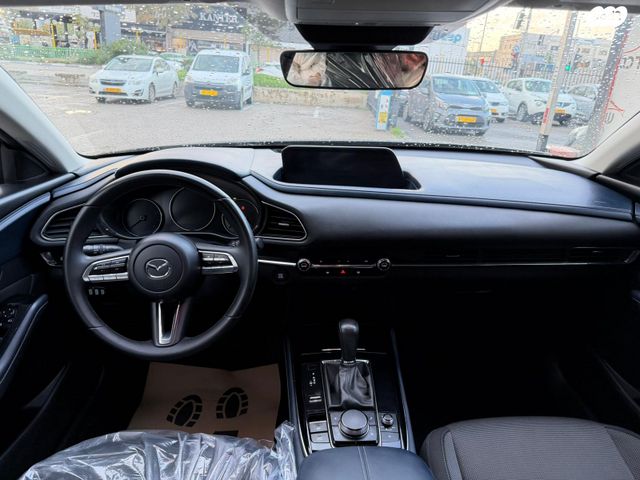 מאזדה CX-30