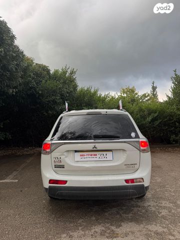 מיצובישי אאוטלנדר