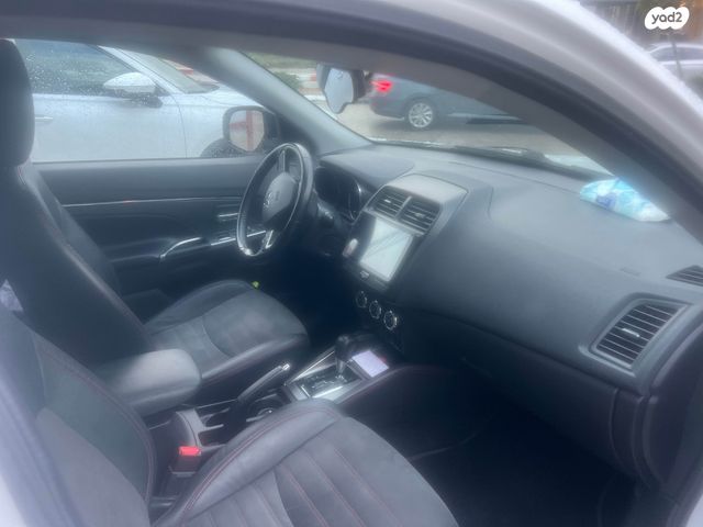 מיצובישי ASX