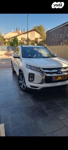 מודעת רכב מיצובישי ASX