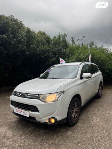 מיצובישי אאוטלנדר