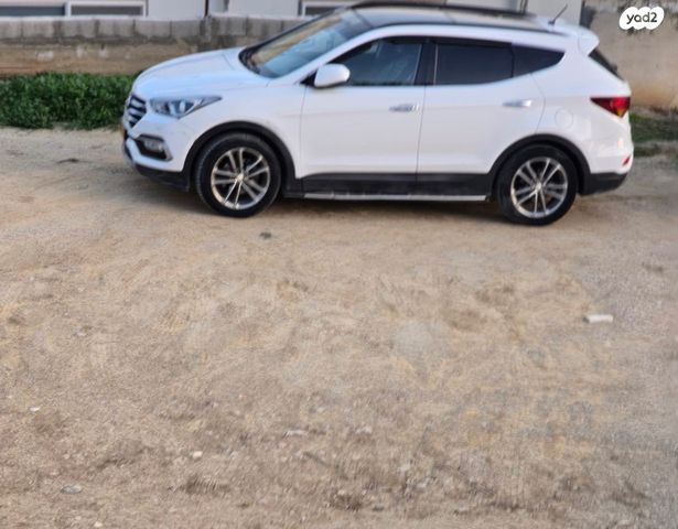 יונדאי סנטה פה