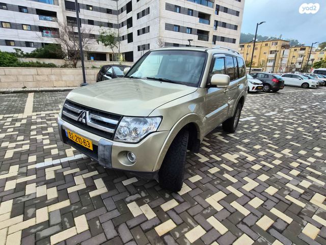 מיצובישי פג'רו