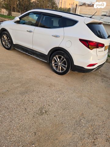 יונדאי סנטה פה