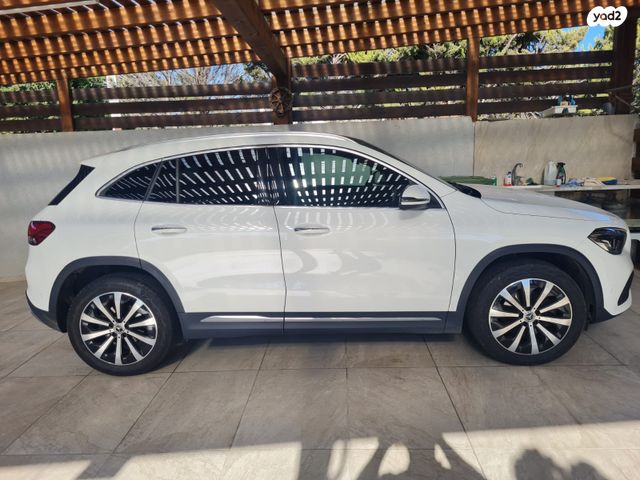 מרצדס-בנץ GLA