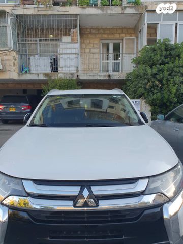 מיצובישי אאוטלנדר