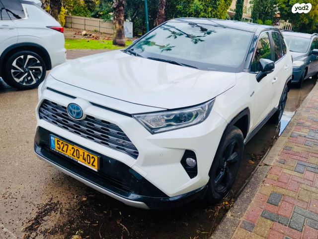 טויוטה RAV4