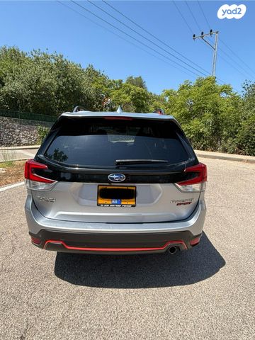 סובארו פורסטר