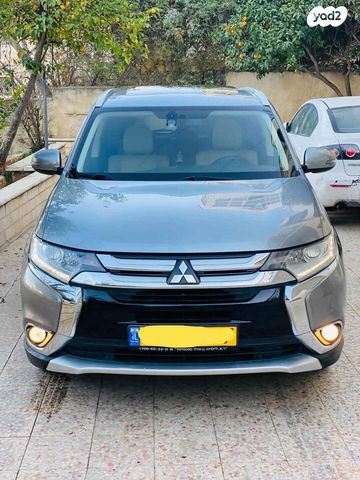 מיצובישי אאוטלנדר