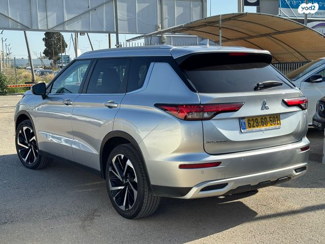 מיצובישי אאוטלנדר