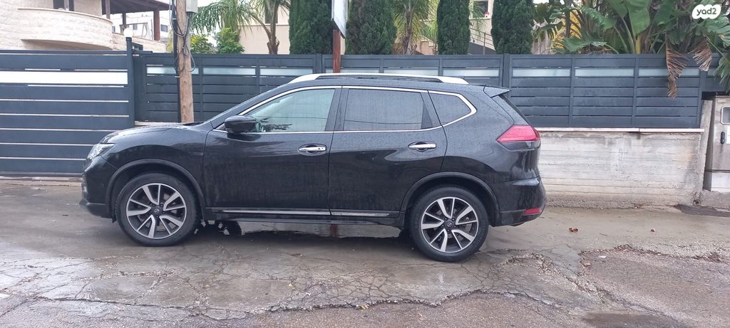 ניסאן אקס טרייל