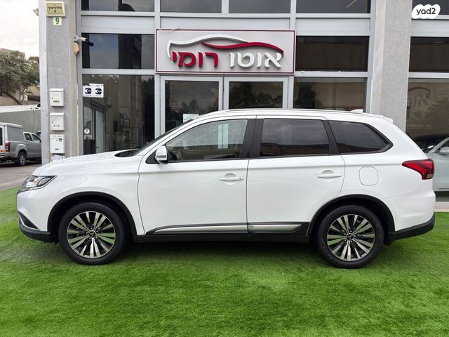 מיצובישי אאוטלנדר