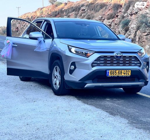 מודעת רכב טויוטה RAV4