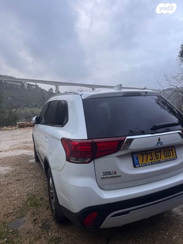 מיצובישי אאוטלנדר