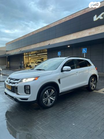 מודעת רכב מיצובישי ASX 1