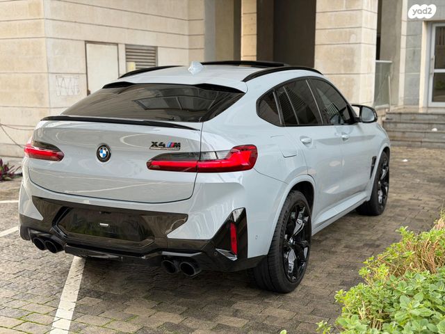 ב מ וו X4 M
