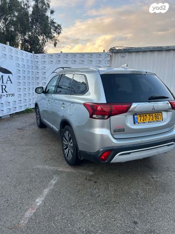 מיצובישי אאוטלנדר