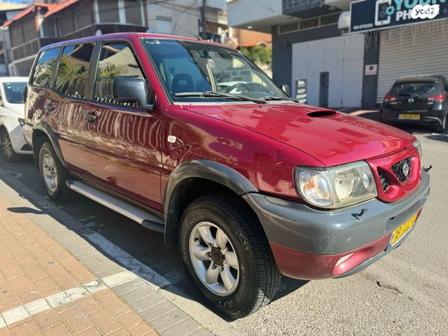 ניסאן טראנו