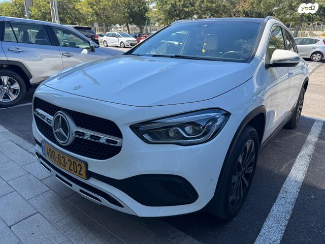 מודעת רכב מרצדס-בנץ GLA