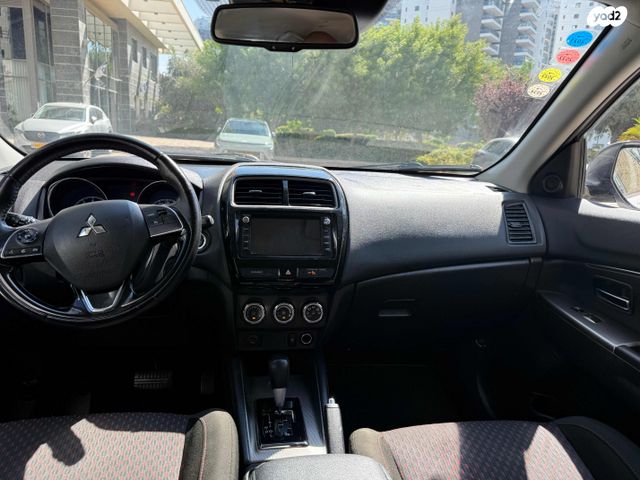 מיצובישי ASX