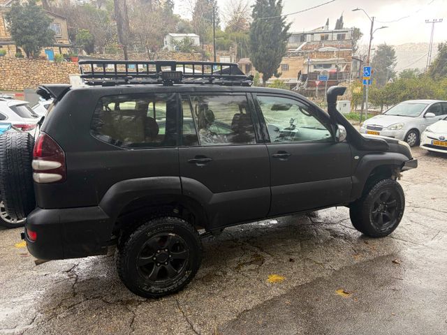 מודעת רכב טויוטה לנד קרוזר