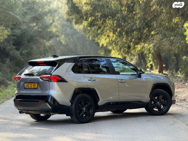 מודעת רכב טויוטה RAV4 2