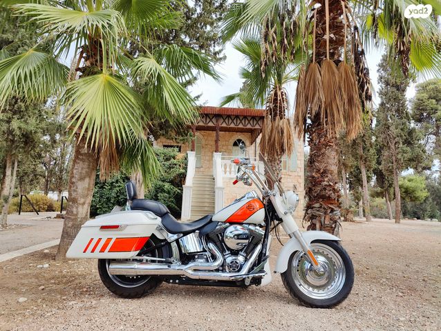 מודעת רכב הרלי דיווידסון פאט בוי 1690