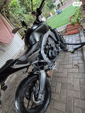 ימאהה MT-09 Y-AMT