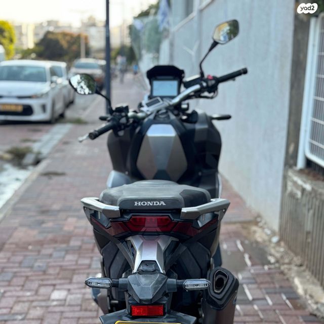 מודעת רכב הונדה X-ADV750