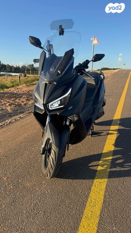 מודעת רכב סאן יאנג ג'וי-מקס Z-250