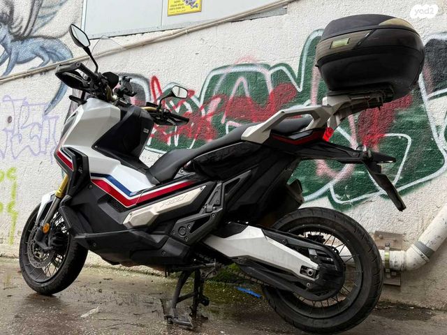 הונדה X-ADV750